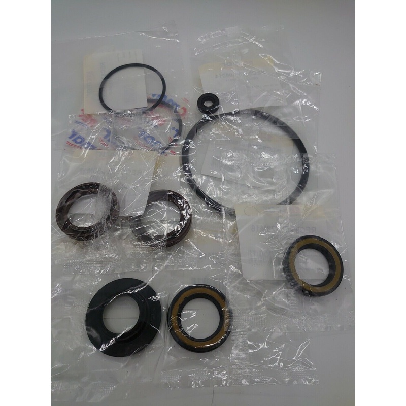 Yamaha 150 175 200 hp 4stroke outboard lower gear case housing gearbox seal kit